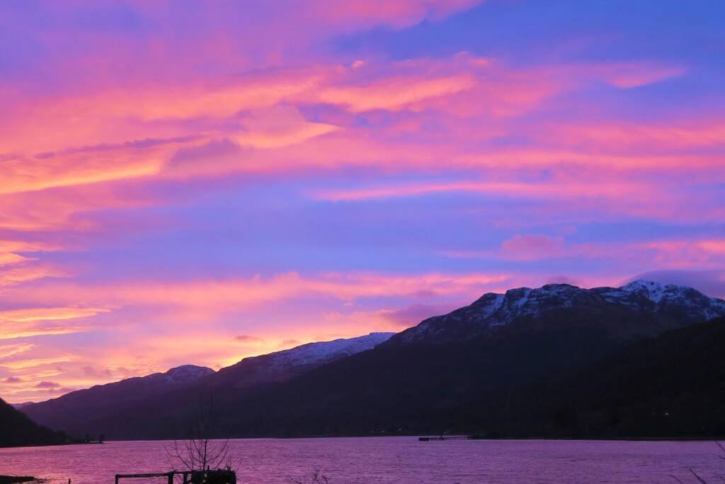 Twostones Self Catering Cottage Arrochar Buitenkant foto